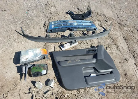 2010 Ford Escape Xlt z USA, uszkodzony, nr VIN 1FMCU0D76AKC62342